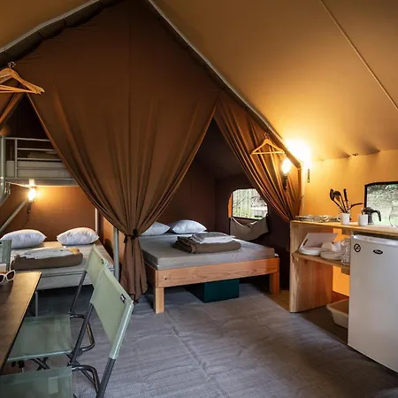 Campsite Huttopia Lagoa De