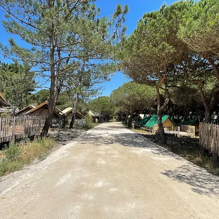 Campsite Huttopia Lagoa De *
